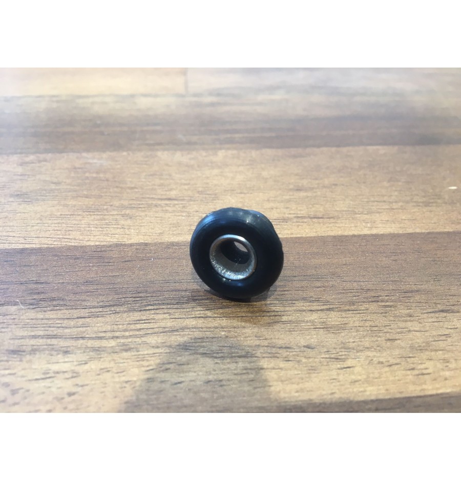 Nacra Deck/Hull Bushing Ferruled 5mm