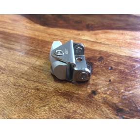 allen pump action cleat A2077 H2O Sensations