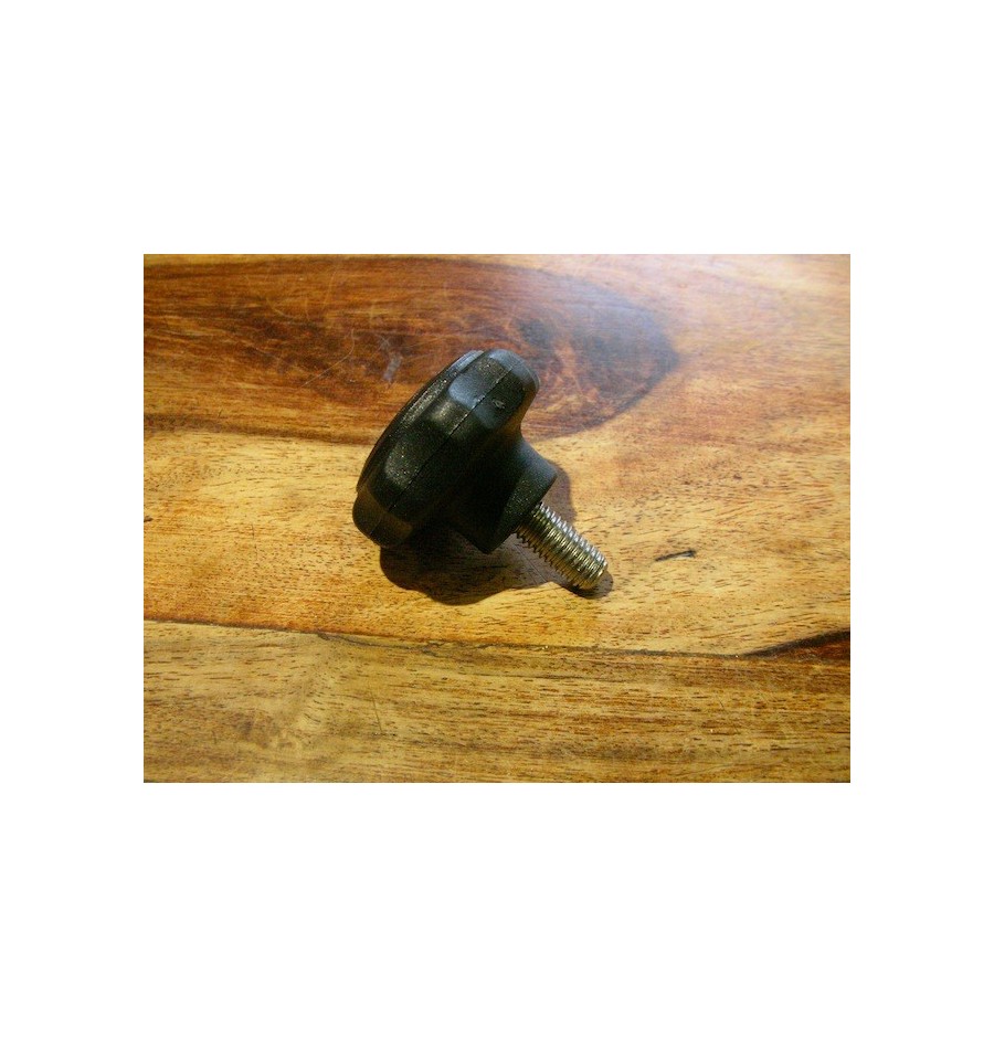 CadKat Vis pour Bers M8