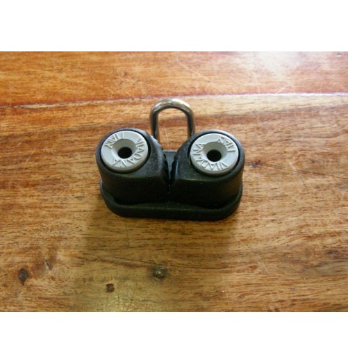 Viadana Cam Cleat Carbon 3/8 with Fairlead