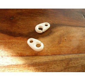 Inglefield Plastic Hook 23mm